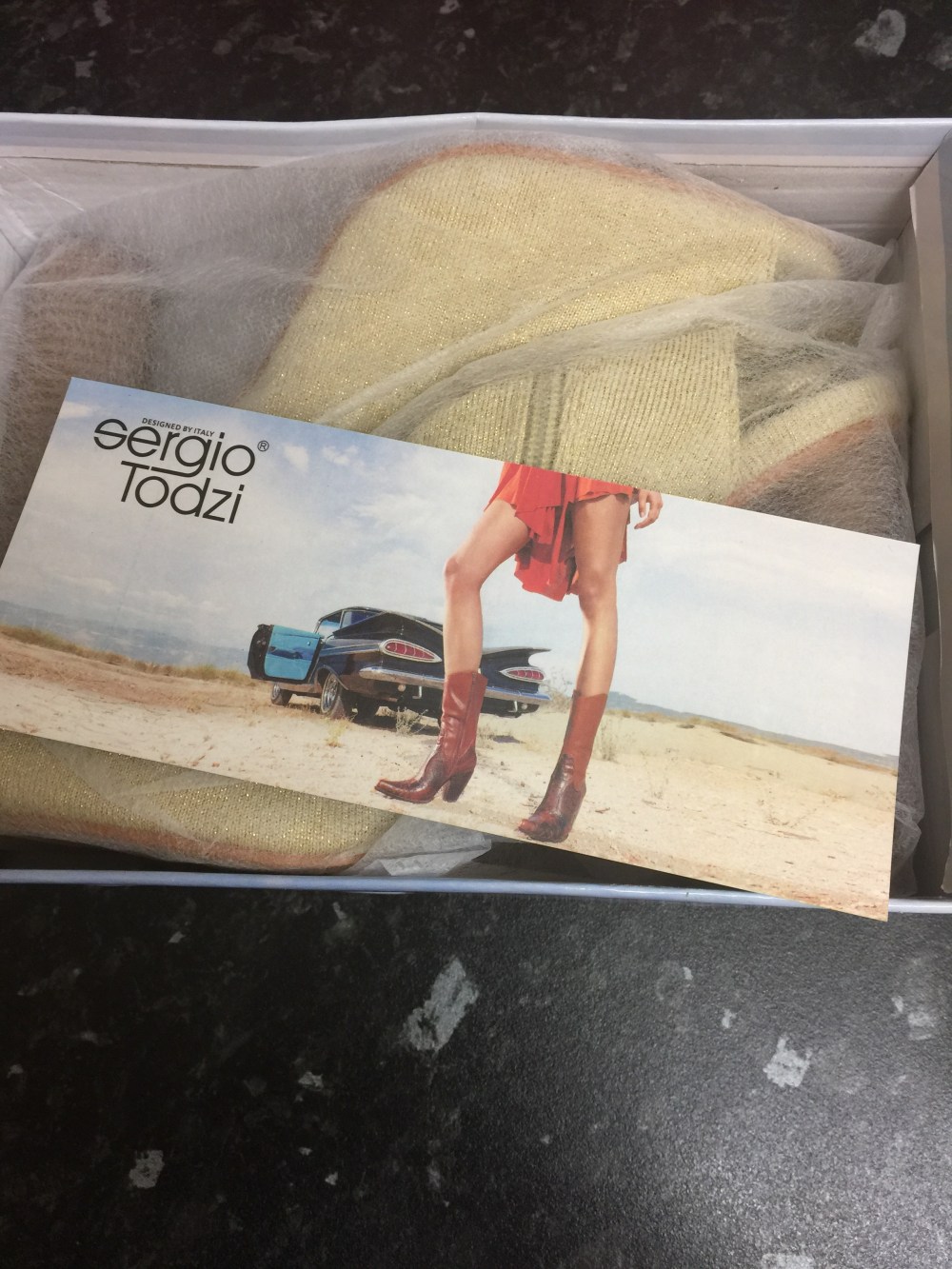 9A5200CC-D14D-4FA6-AC2D-6CD2330FD041