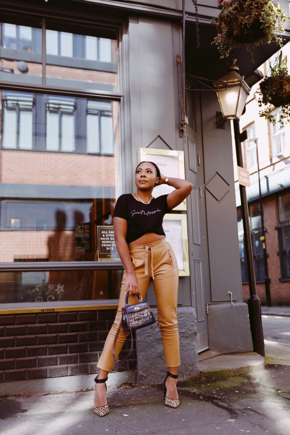 8FFE4937-381B-4960-A78B-D2D26E7744EB